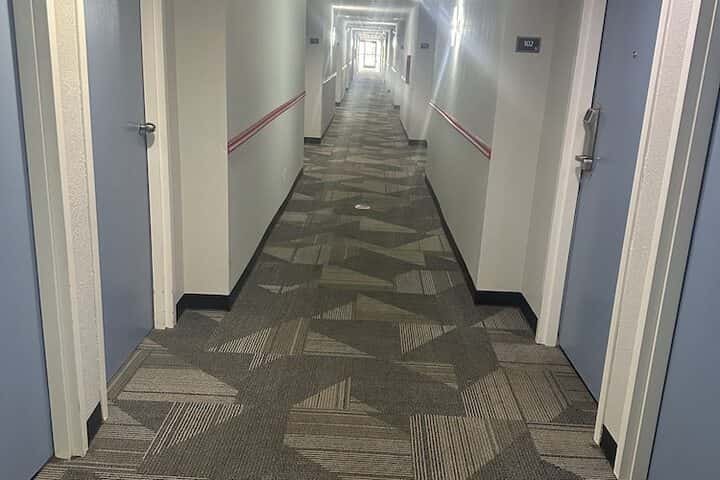 Hotel 2 of 27